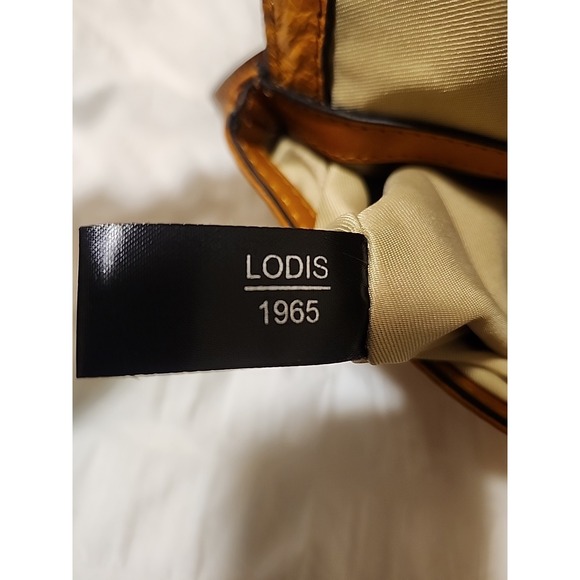 LODIS Margot Leather Crossbody Purse - Picture 10 of 13